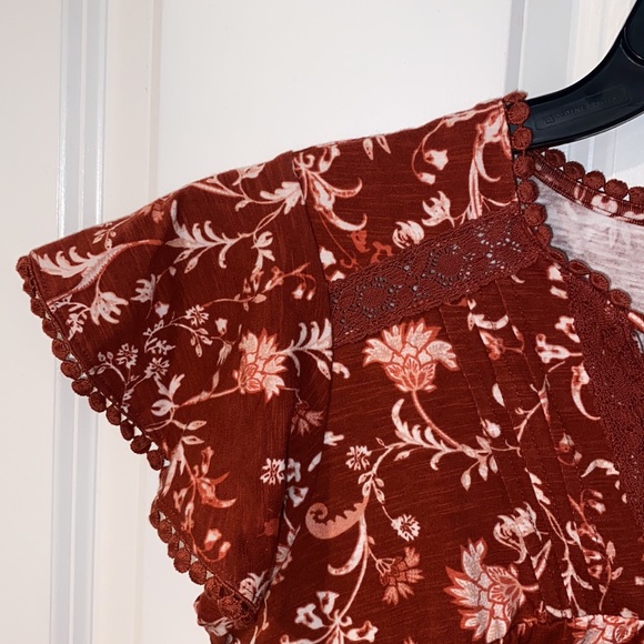 KNOT ROSE MINI TIERED FLORAL DRESS - Picture 5 of 8